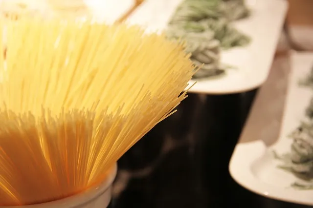 pasta spageti cestoviny